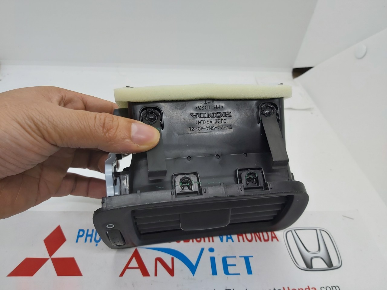 Cửa gió điều hoà táp lô xe Honda CIVIC 2006-2011
